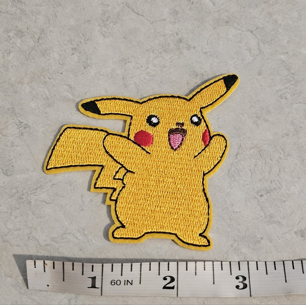 Small Pikachu Patch - Picture 2 of 3